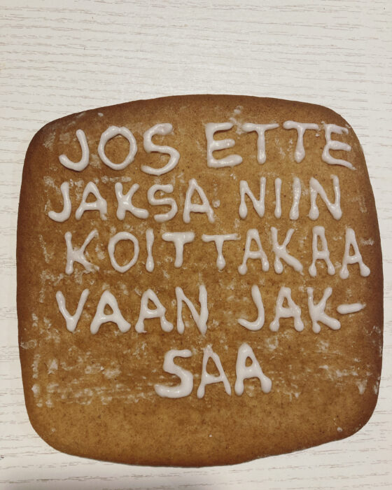 Meemi. Jos ette jaksa niin koittakaa vaan jaksaa.